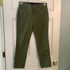 NWT olive green Banana Republic Sloan